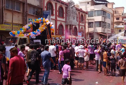 Okuli&rsquo; as Kodial Theru 3